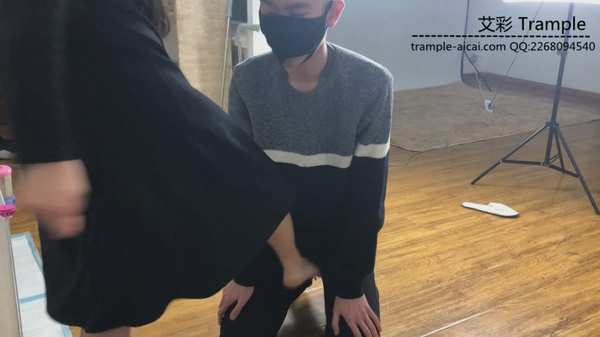 omc0bgc3ju0.jpg