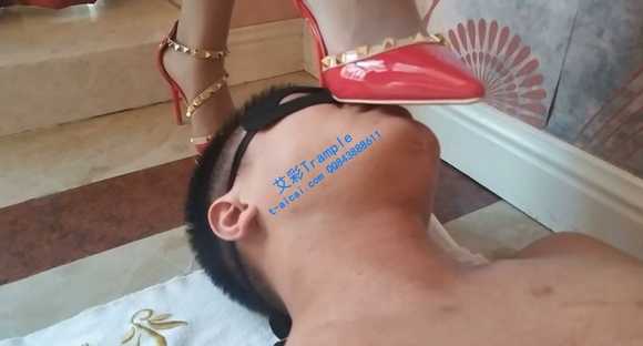 fku1dxgmjgg.jpg
