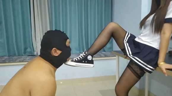 ir0a3olhhhg.jpg