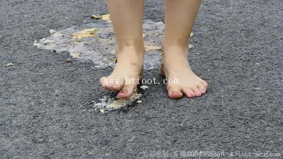 5raait0r3gh.jpg