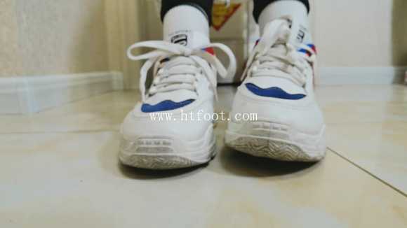ck02aoed43n.jpg