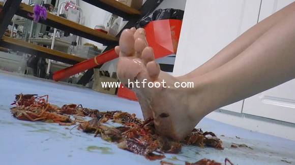 yzz03fotcst.jpg