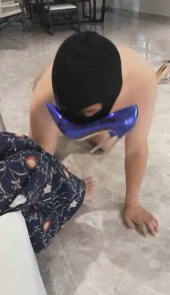 gqgycf1sa4z.jpg