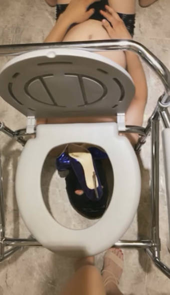 qvyyhp32fzr.jpg