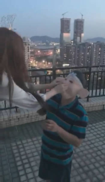 a3ypua50iwk.jpg