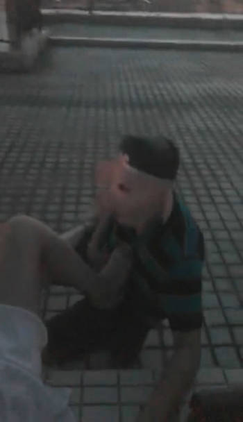 adxyhgr3a2n.jpg
