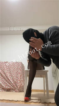 wmt2ky2hlv1.jpg