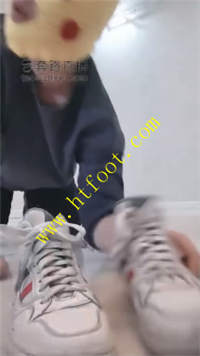 p3han32jb2d.jpg