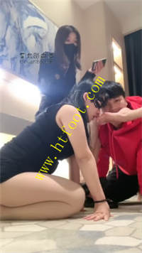 hnm0jt1c40x.jpg
