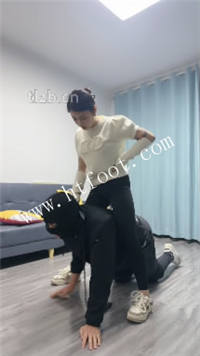 coxp4pcemcb.jpg