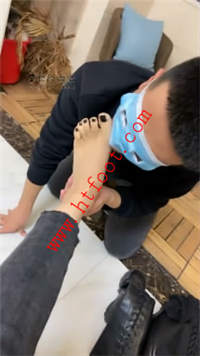 jzb2l2lj1mu.jpg