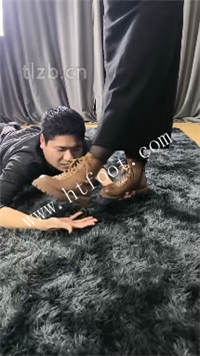 iieqrv4ynsb.jpg