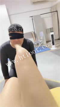 mpv54azadfh.jpg