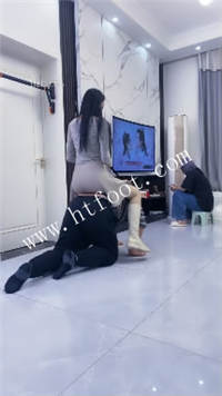 cne0o2d44ld.jpg
