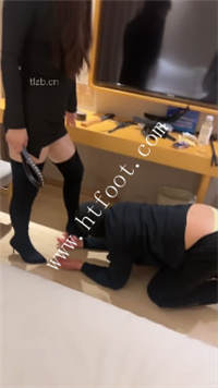 52ljtltrifx.jpg