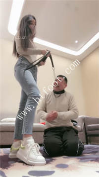 hdefqv2dtl4.jpg
