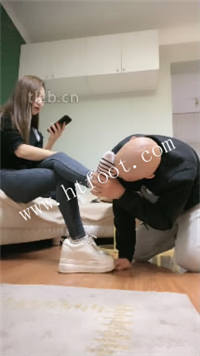 uktn2pq2kmz.jpg