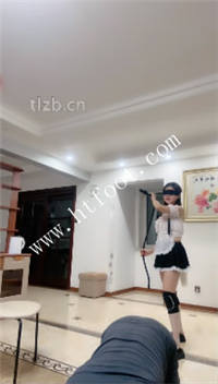1hnz221l04x.jpg