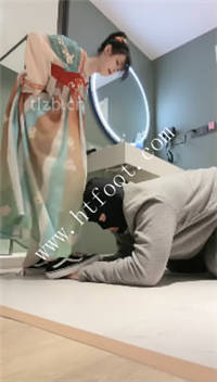 mvq3dp2axkl.jpg