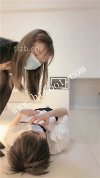 aiinxjh05jt.jpg