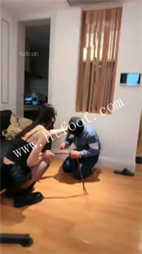 5vy2xhximv1.jpg