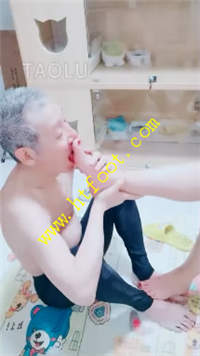 moqknz20uwn.jpg