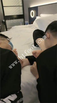 ef04lstg23o.jpg