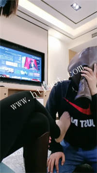 jb0cycke3ld.jpg