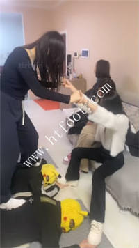 whrqshd0cht.jpg