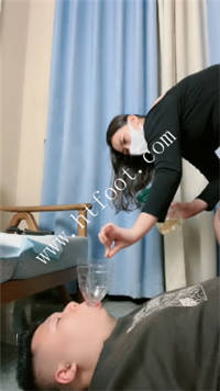 x24mw4vhveq.jpg