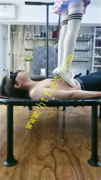 12gdwafw3zp.jpg