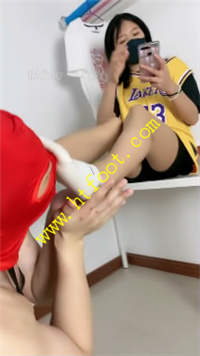 3ljf2xywomz.jpg