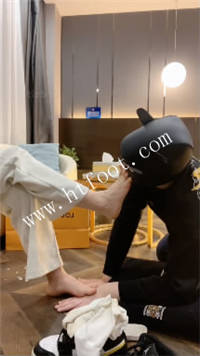 z0pbemmtqd1.jpg
