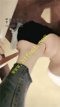 akxbdu5tz3p.jpg