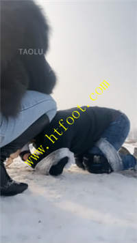 duh33qkuvni.jpg