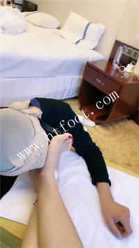 dxr2mabdsn0.jpg