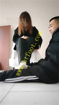 fb53bagmr0z.jpg