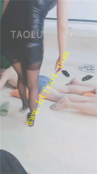 r1mjuqmdygt.jpg