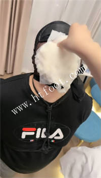 poeg05b1oq2.jpg