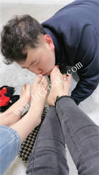 nh0upizrx1v.jpg