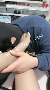 tqsg53esnjj.jpg