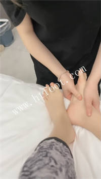 yy4cbfs4hen.jpg