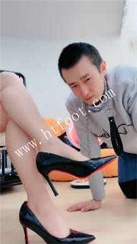 qyfki03wyd1.jpg
