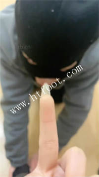 53g0vssf32i.jpg