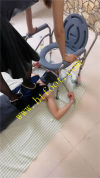 hgifwye2aq4.jpg