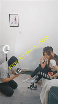 f044sw1m4hv.jpg