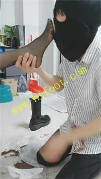 igkb0he3v4p.jpg