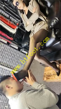 dm1sn1cxty4.jpg