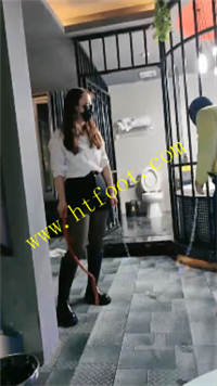 qlrd2x0y400.jpg