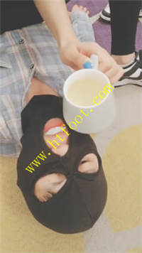 alz5yb3c4ax.jpg